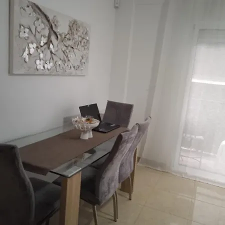 Centrico Seaside Apartamento Fuengirola Chambre photo